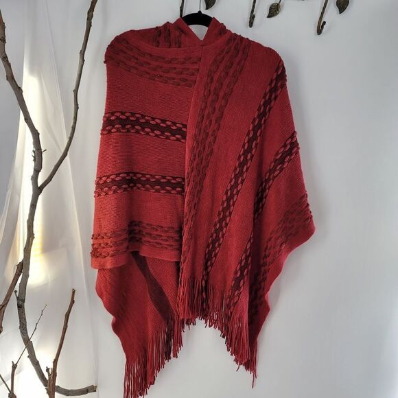 Lemite brick red hooded poncho - Picture 1 of 6
